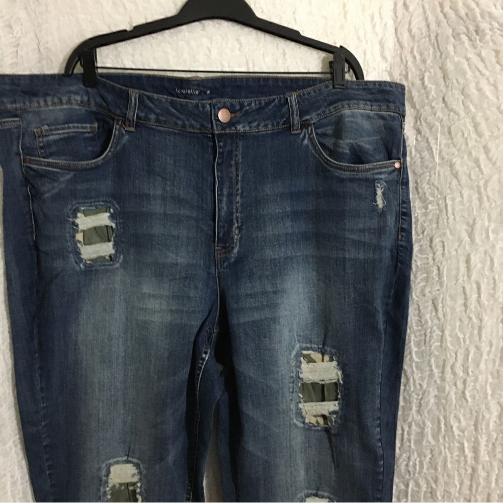 Loralette Distressed Capris/Cropped Jeans 22 - Picture 2 of 12